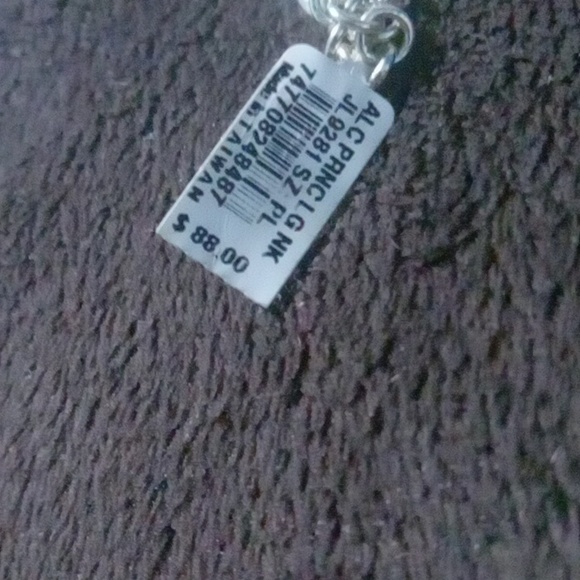 Necklace - Picture 2 of 2